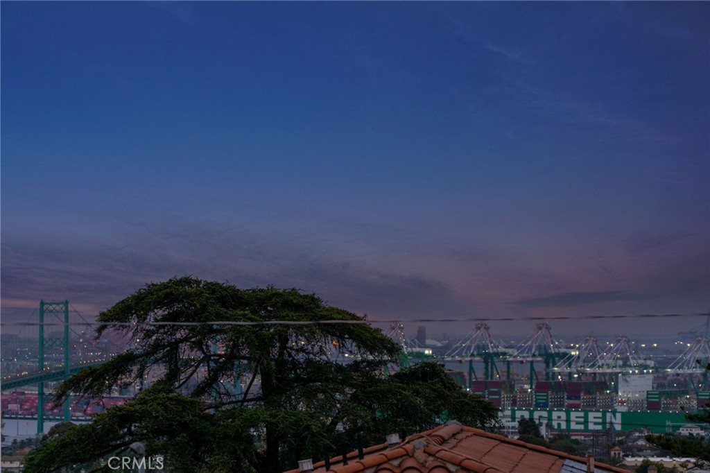 337 N Hanford Avenue