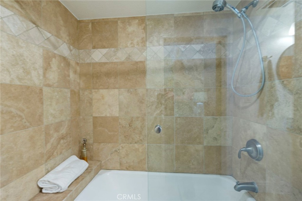 337 N Hanford Avenue