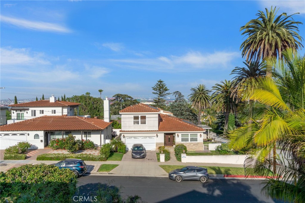 337 N Hanford Avenue