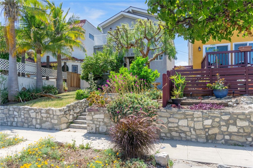 337 N Hanford Avenue