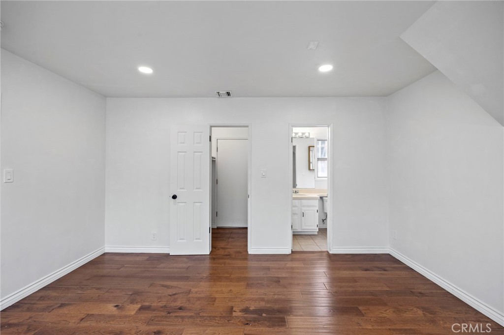 5183 Inglewood Boulevard