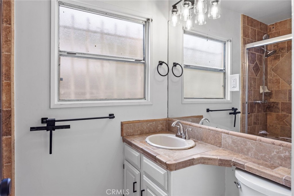 5183 Inglewood Boulevard