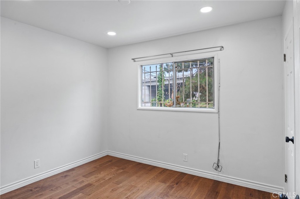 5183 Inglewood Boulevard