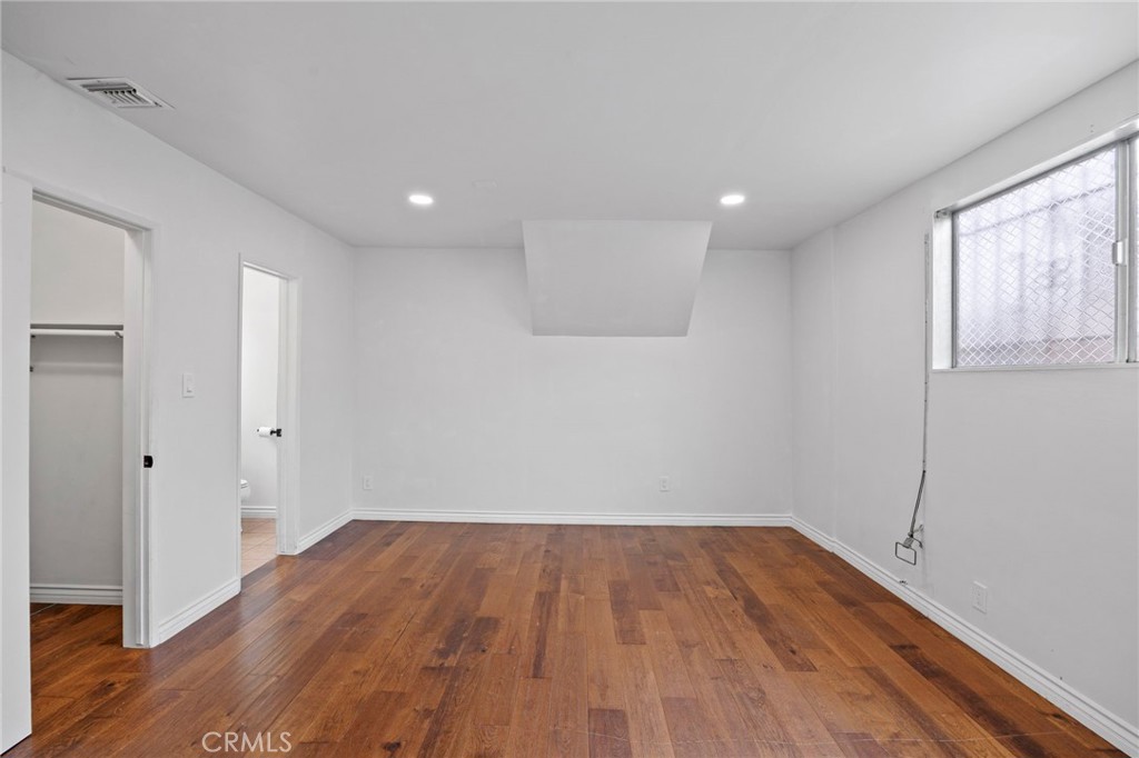 5183 Inglewood Boulevard