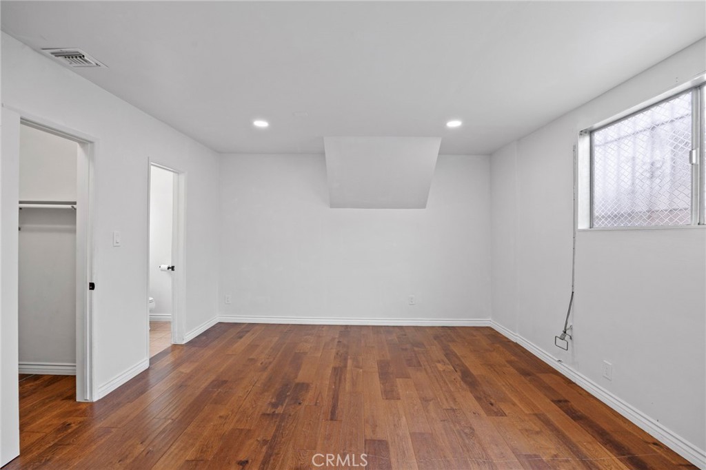 5183 Inglewood Boulevard