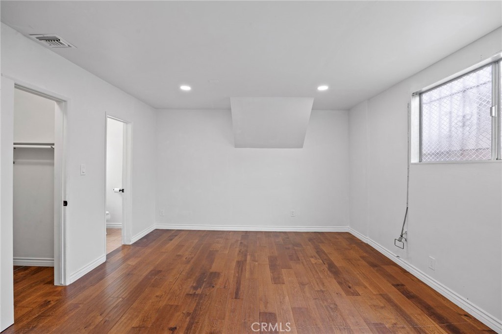 5183 Inglewood Boulevard