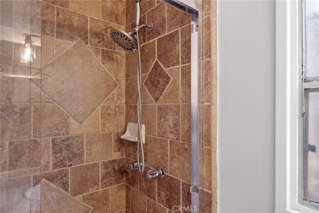 5183 Inglewood Boulevard