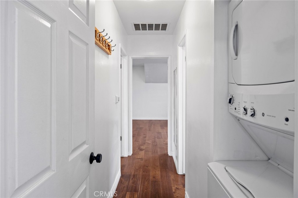 5183 Inglewood Boulevard