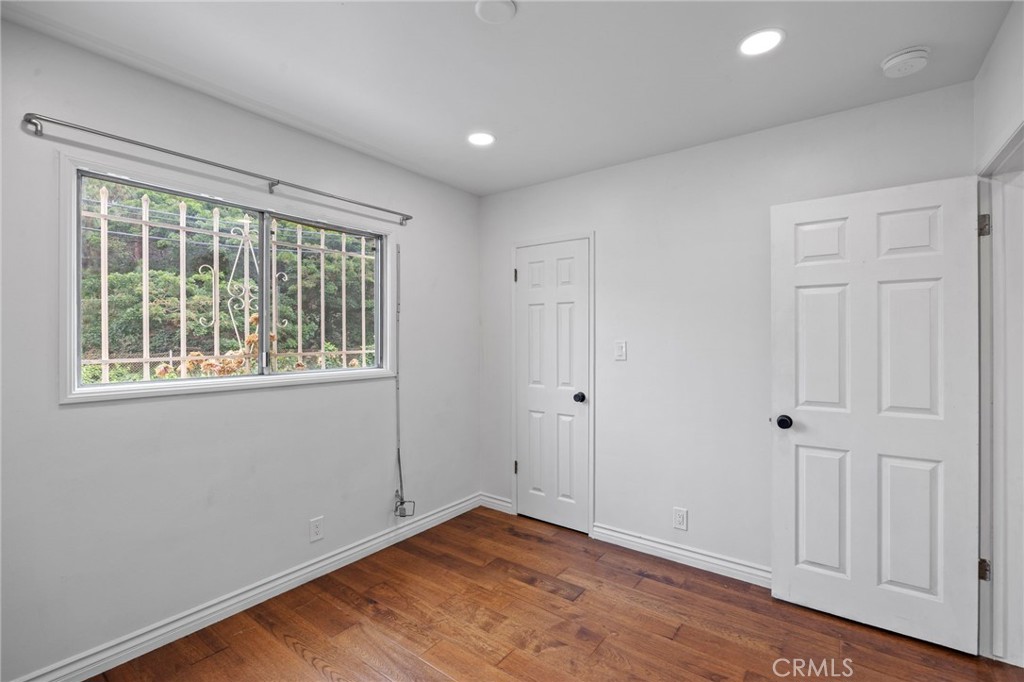 5183 Inglewood Boulevard