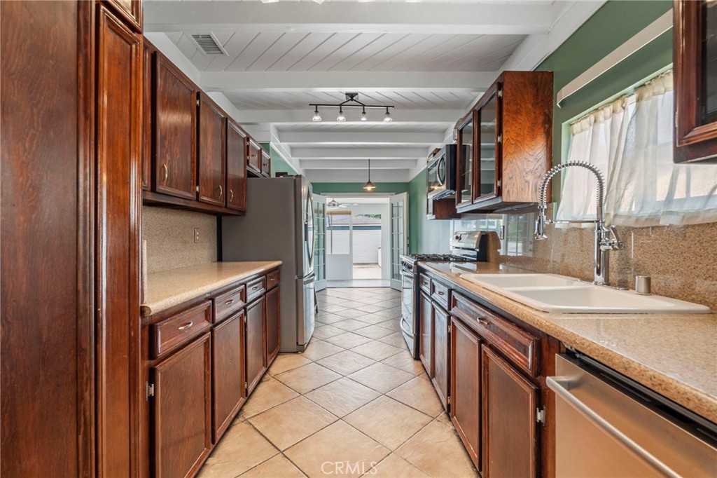 5032 W 135th Street