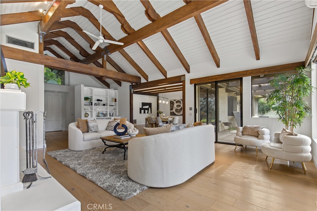 1 Clancy Lane