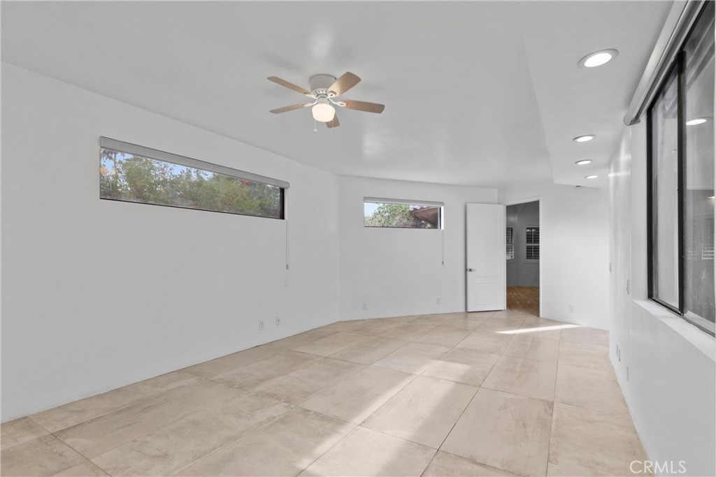 1 Clancy Lane