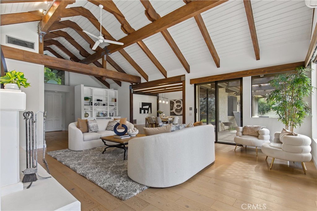 1 Clancy Lane