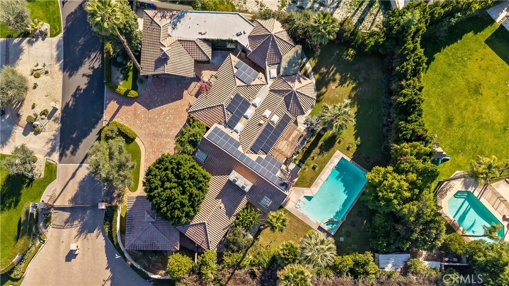 1 Clancy Lane