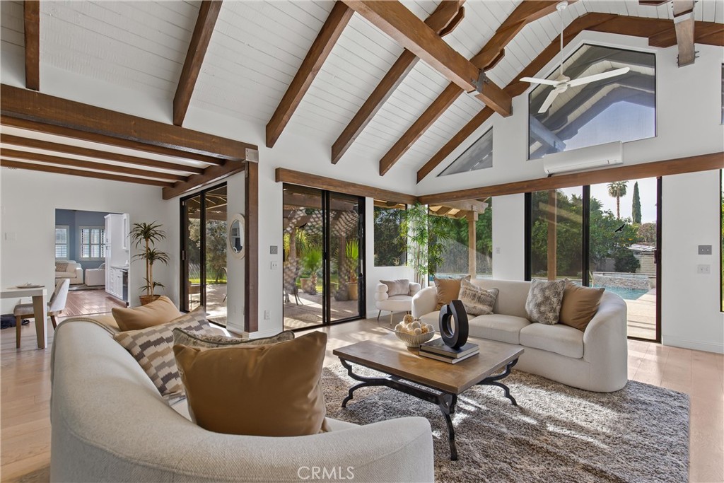 1 Clancy Lane