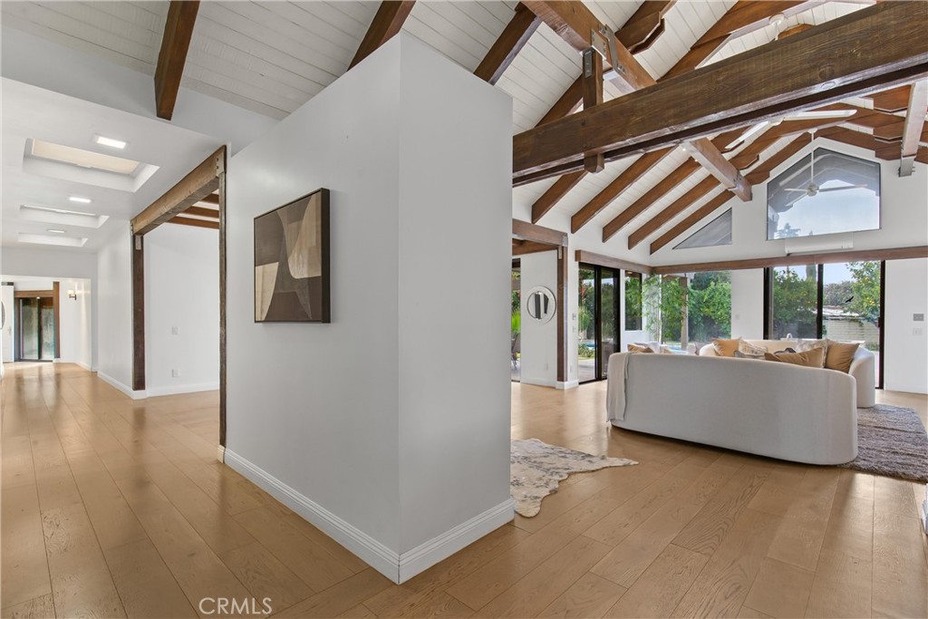 1 Clancy Lane