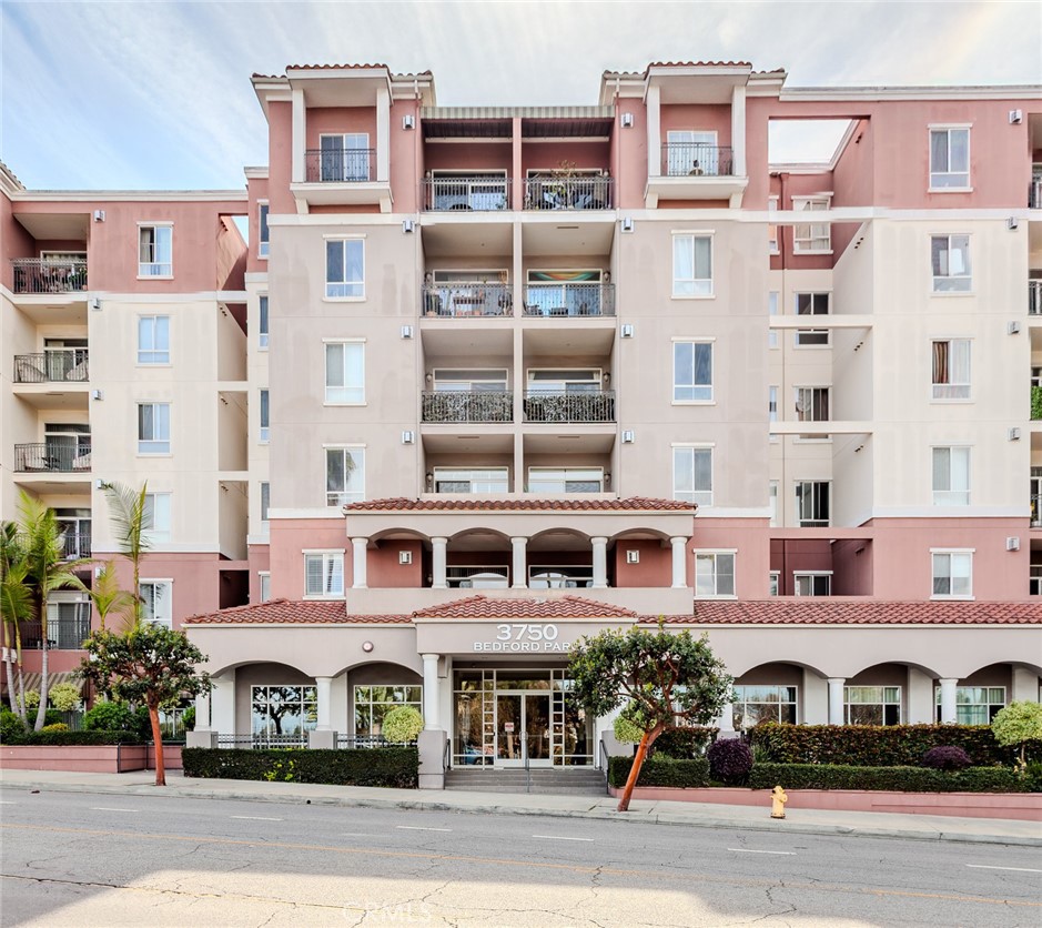 3750 Santa Rosalia Drive 207