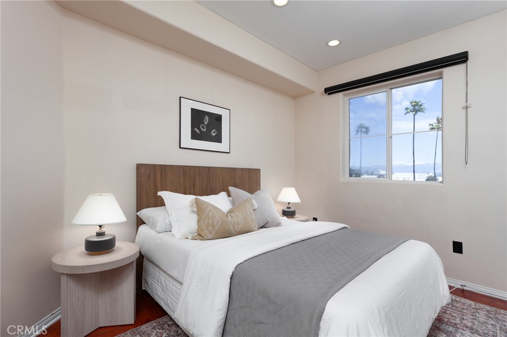 3750 Santa Rosalia Drive 207