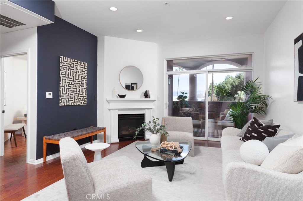 3750 Santa Rosalia Drive 207