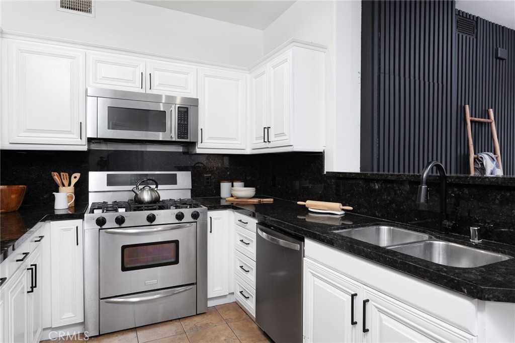 3750 Santa Rosalia Drive 207