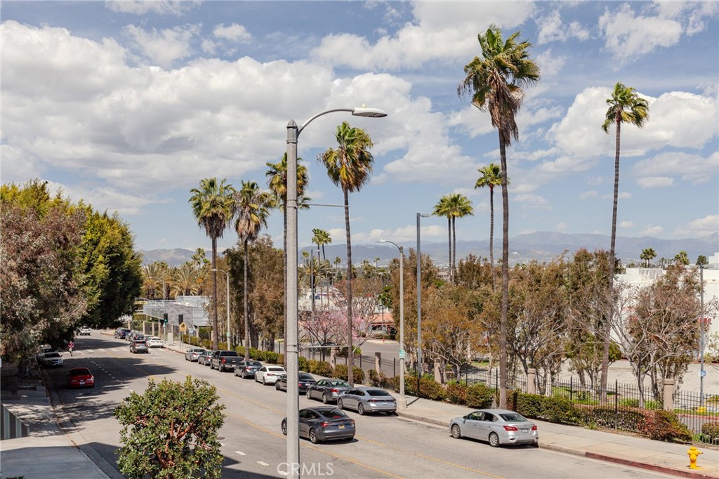 3750 Santa Rosalia Drive 207