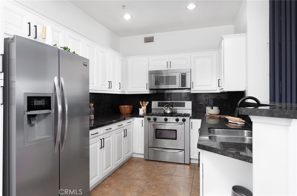 3750 Santa Rosalia Drive 207