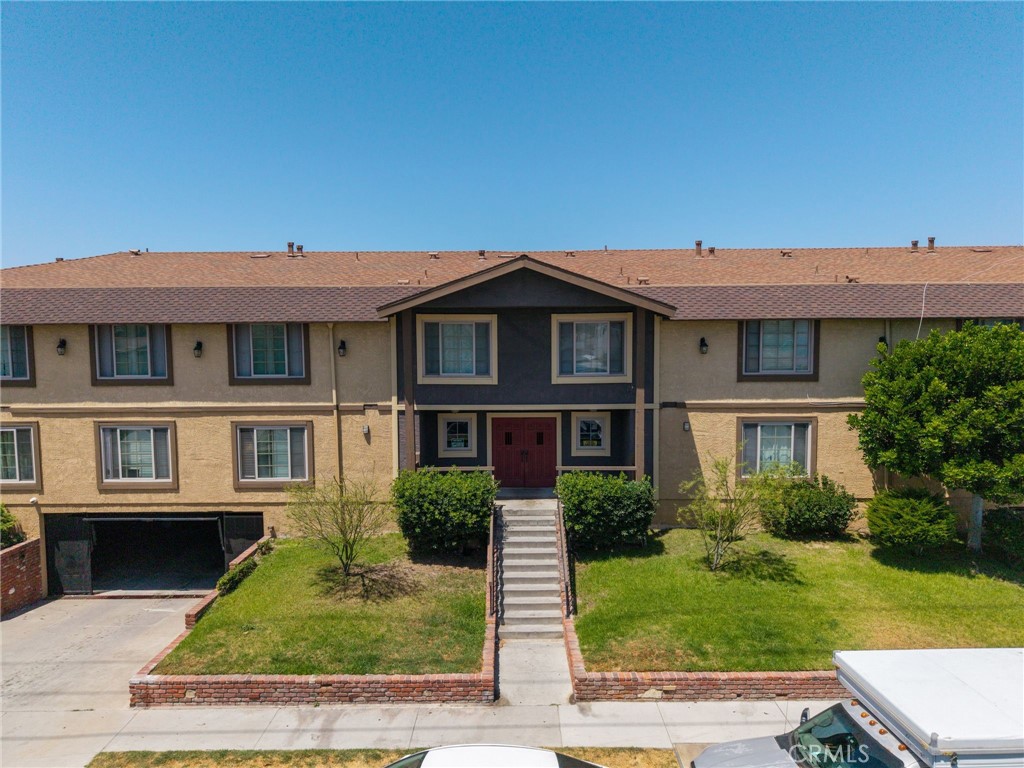 4633 Marine Ave 240