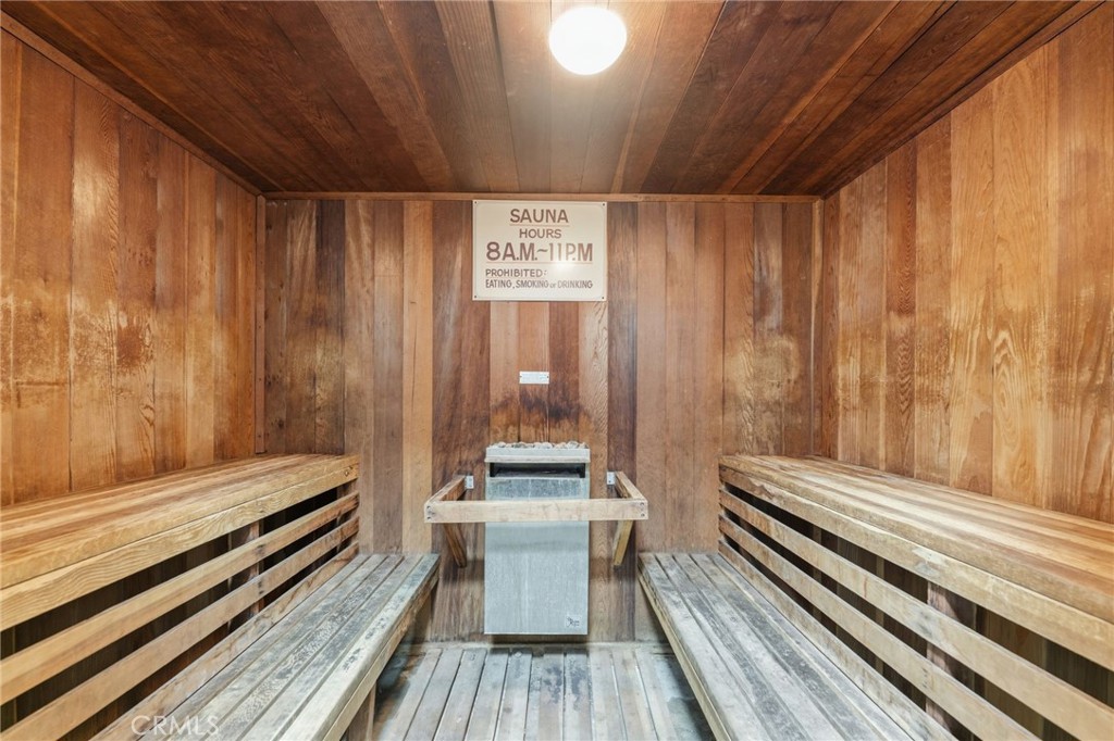 4633 Marine Ave 240