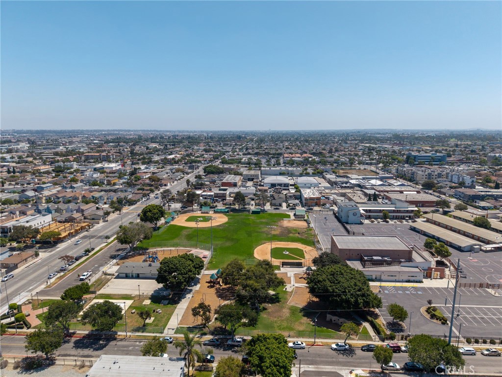 4633 Marine Ave 240