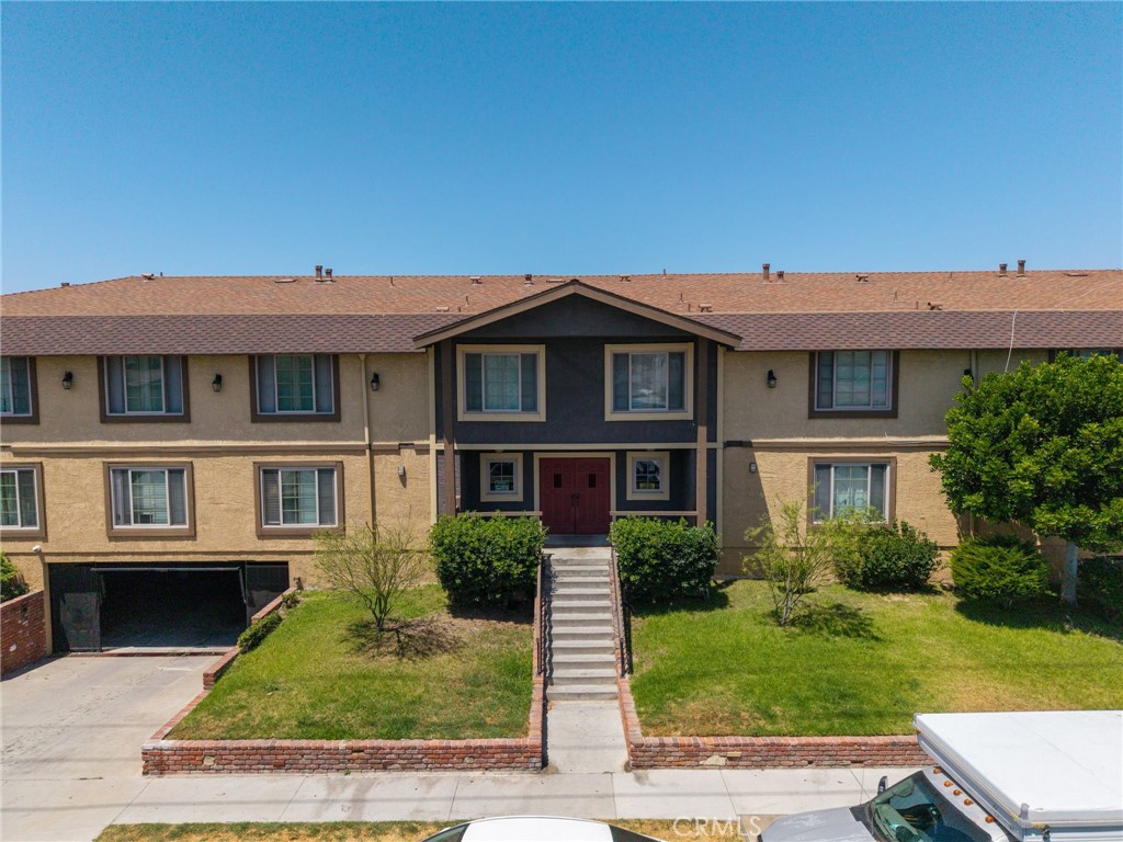 4633 Marine Ave 240