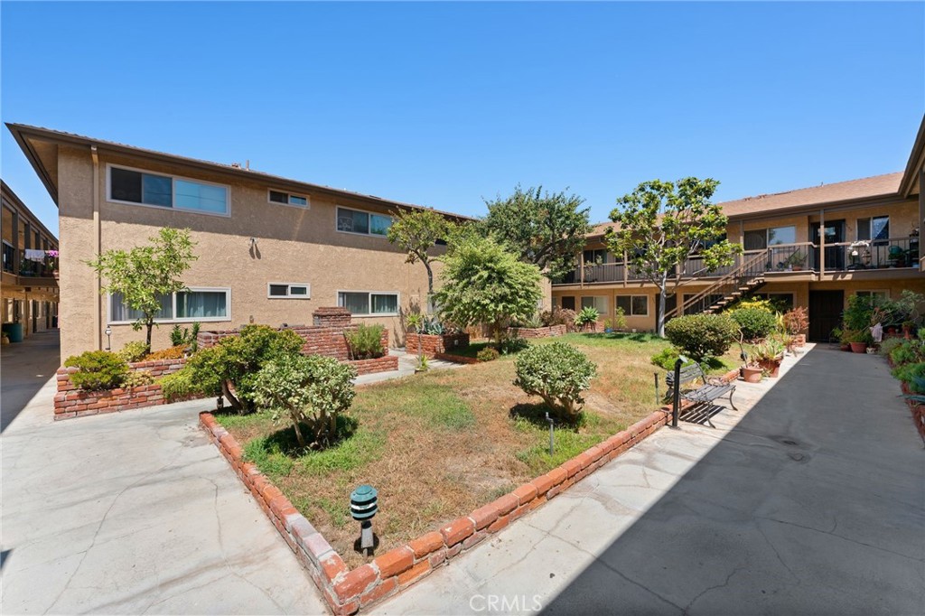 4633 Marine Ave 240