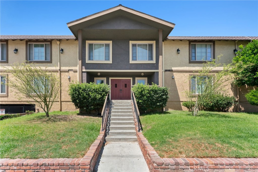 4633 Marine Ave 240