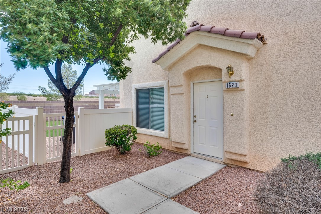 1623 Lefty Garcia Way