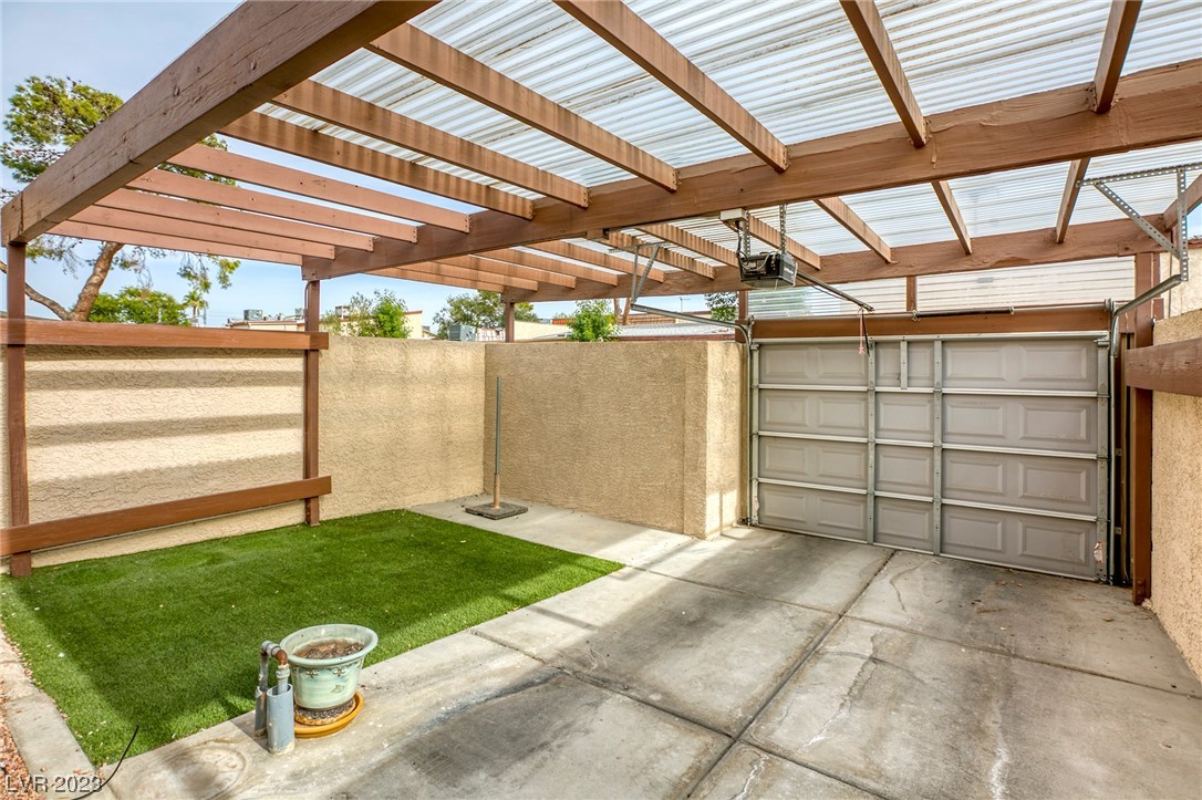 3956 Palos Verdes Street