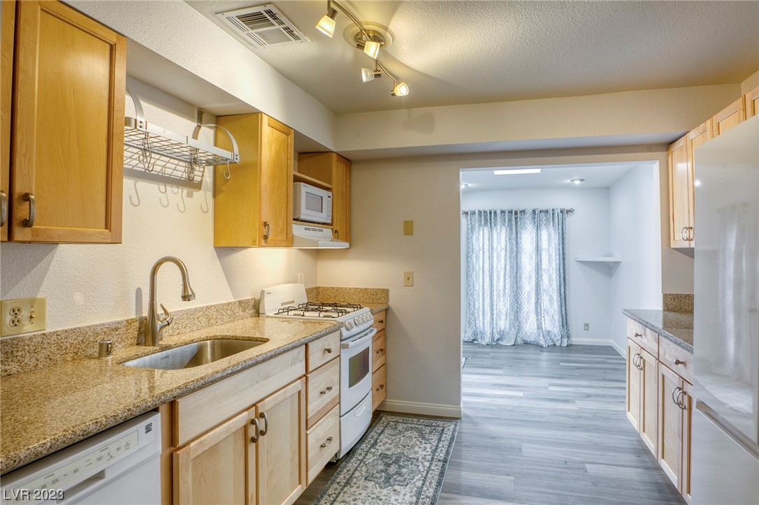 3956 Palos Verdes Street