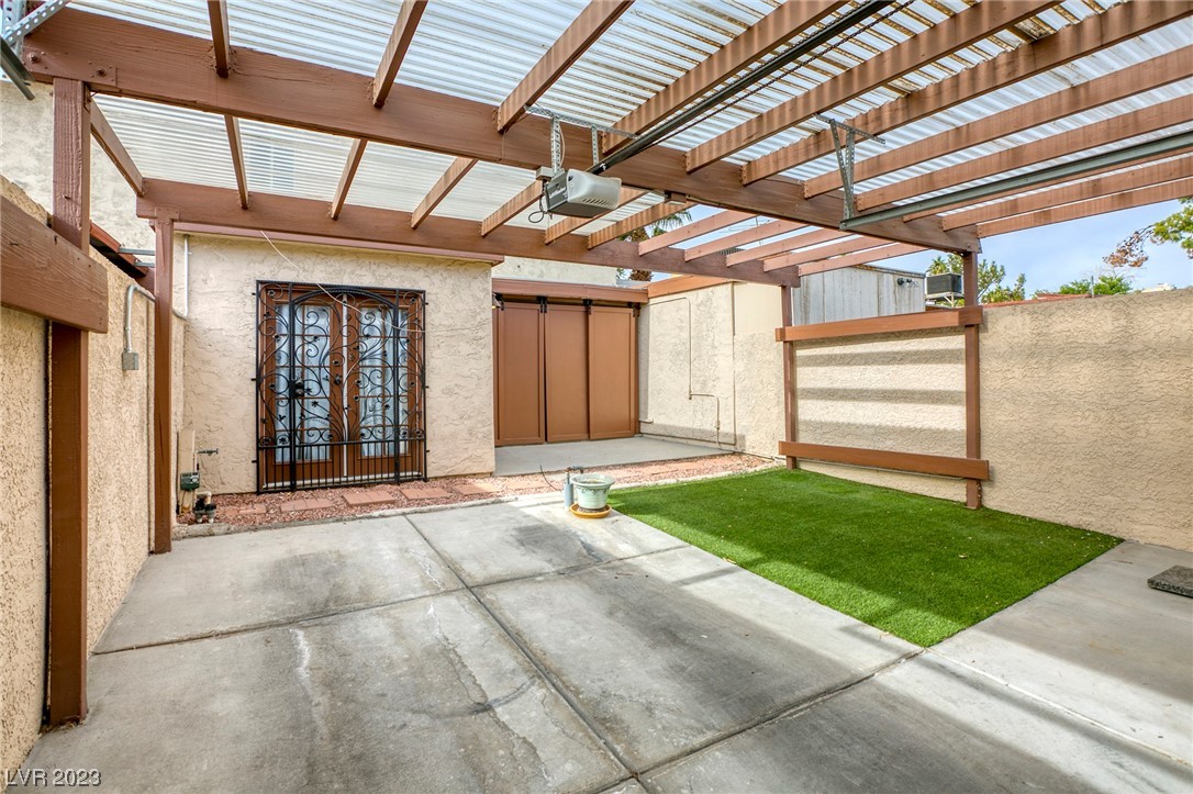 3956 Palos Verdes Street