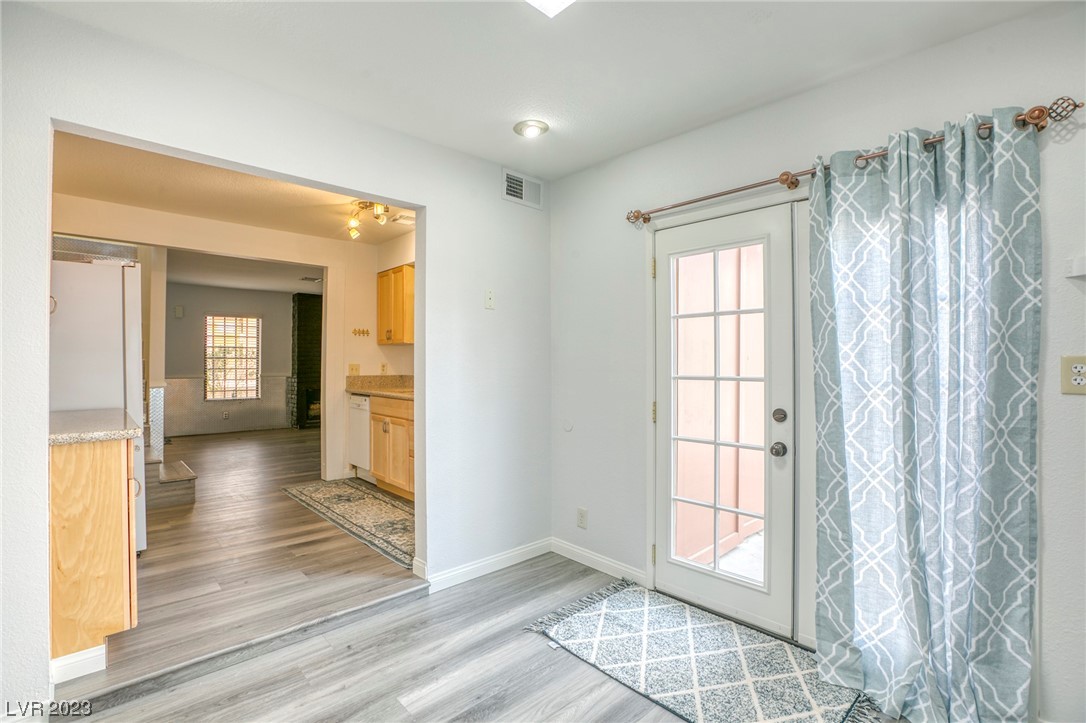 3956 Palos Verdes Street