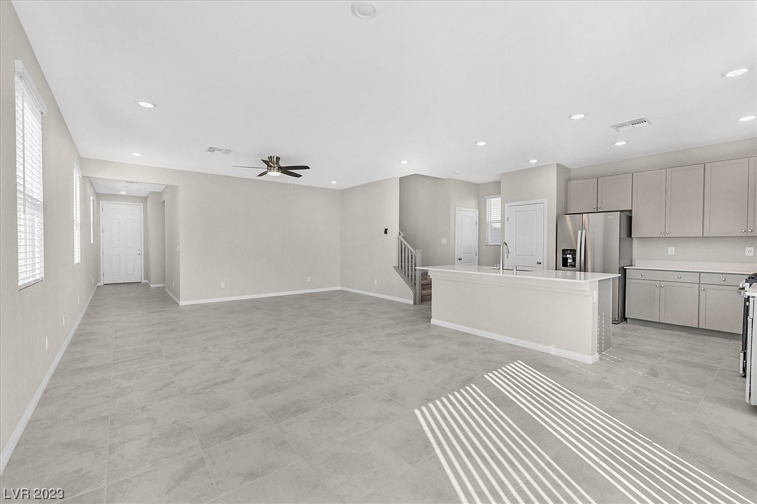 10404 Candelabra Cactus Street