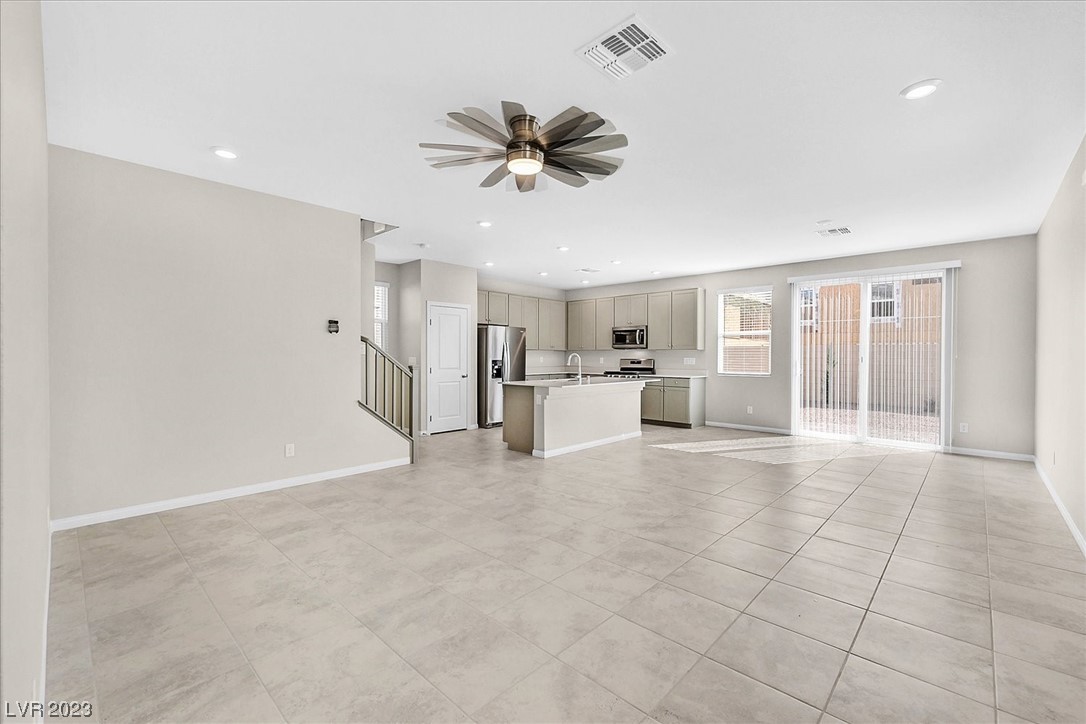 10404 Candelabra Cactus Street