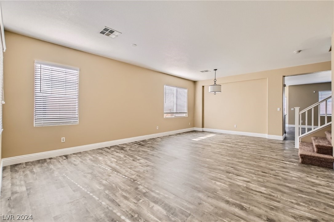 117 Spur Ranch Avenue