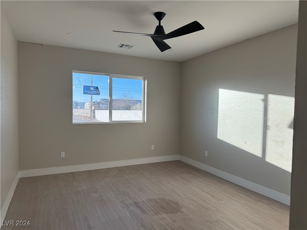 3060 Spy Glass Avenue