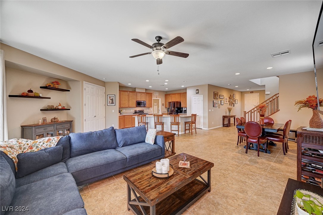 4449 Hatch Bend Avenue