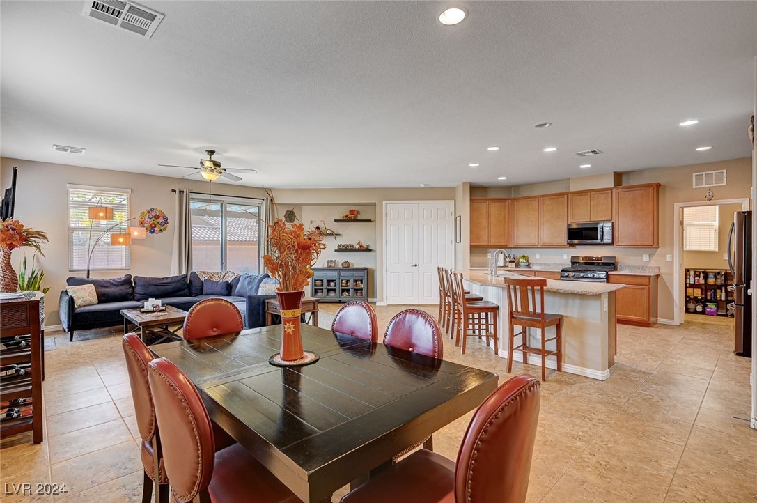 4449 Hatch Bend Avenue