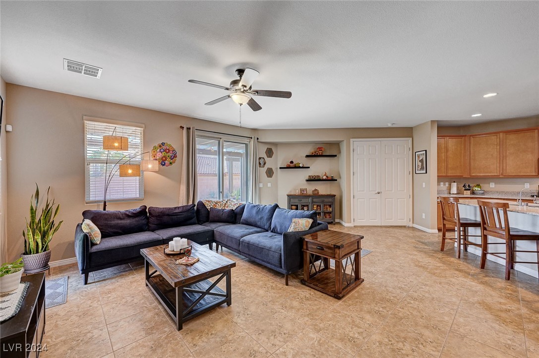 4449 Hatch Bend Avenue