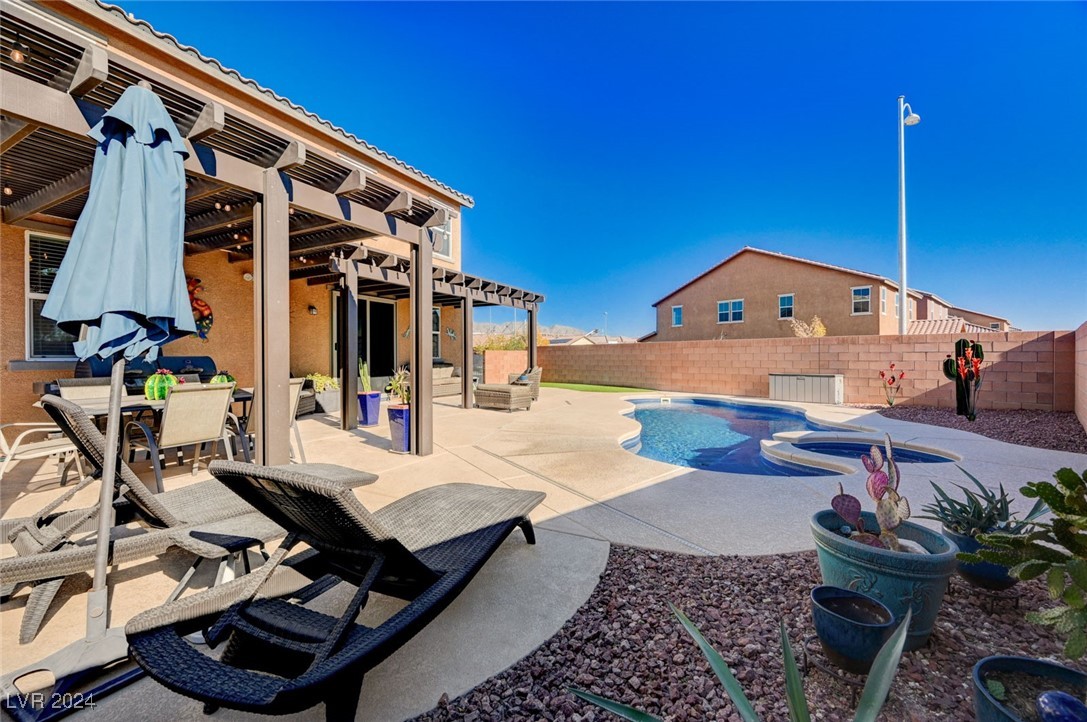 4449 Hatch Bend Avenue