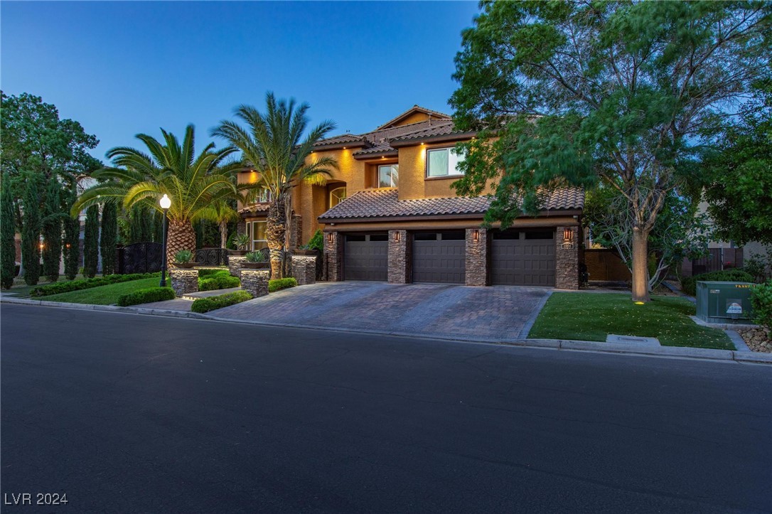 1504 Castle Wall Street