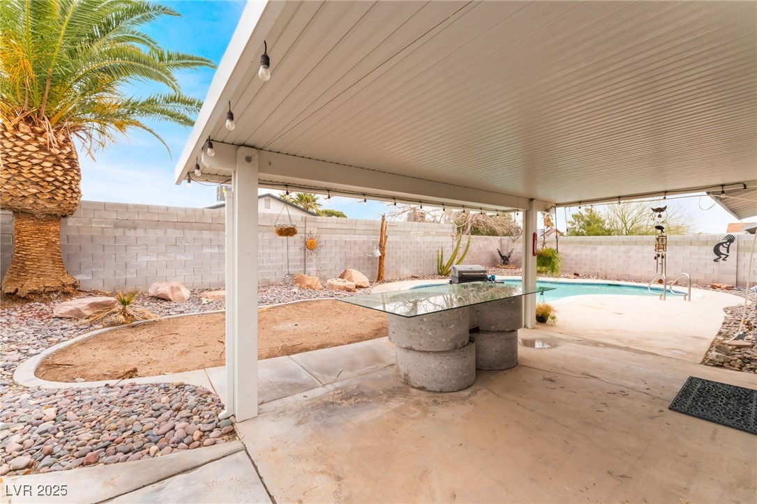 6594 Casa Linda Drive