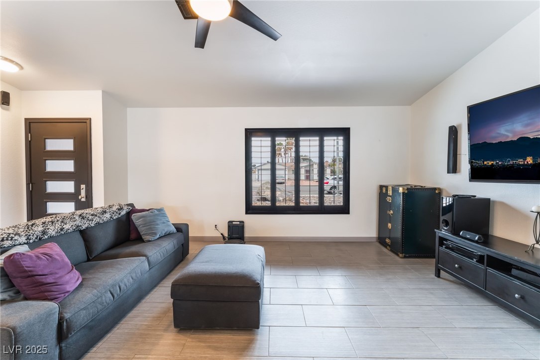 6594 Casa Linda Drive