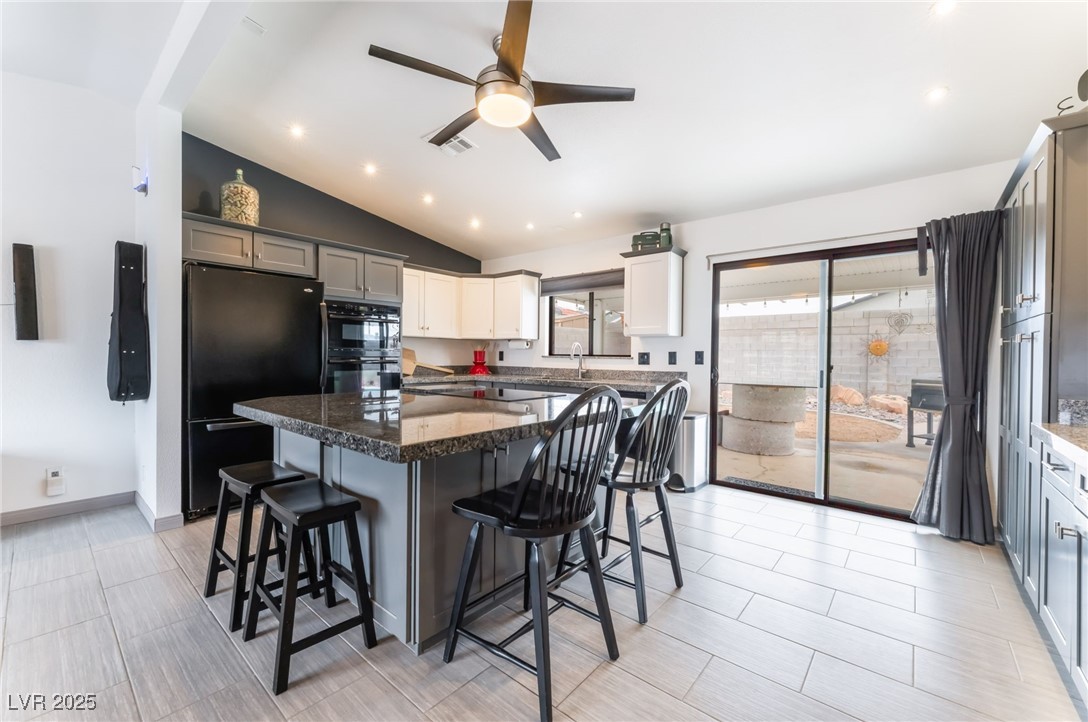 6594 Casa Linda Drive