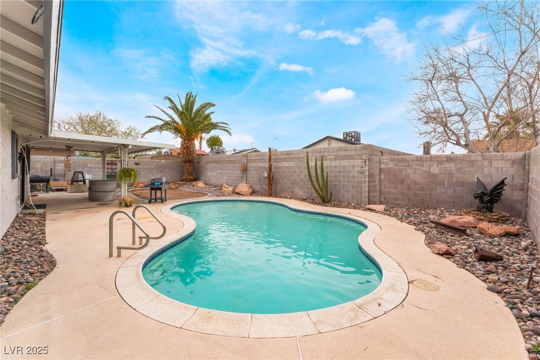 6594 Casa Linda Drive